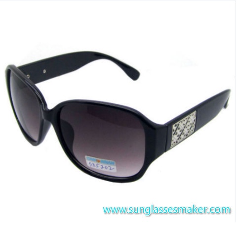 Deft Design Fashion Sunglasses (SZ5202-1)