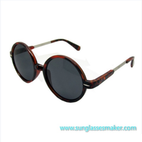 Professional Sunglasses Fashion Style with PC Frame (SZ1736)