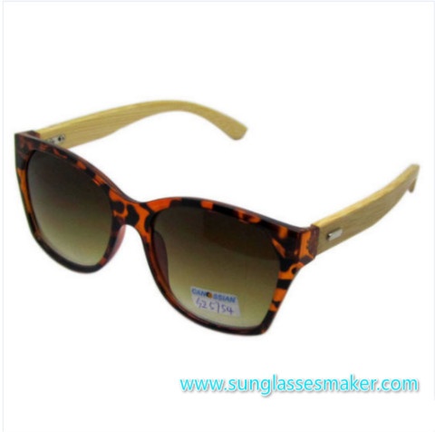 Attractive Design Fashion Wooden Sunglasses (SZ5754)